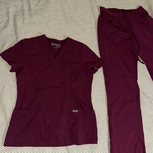 Grey’s Anatomy Scrubs, Maroon